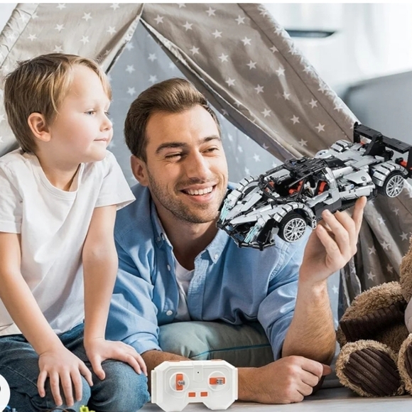 NIB STEM RC Car Model Kit - Picture 5 of 8